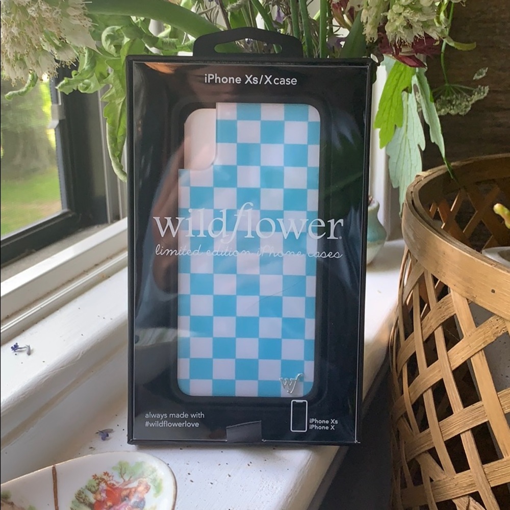 Wildflower Blue Checkered iPhone Xs and X